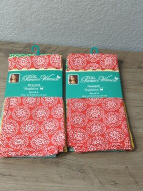 New With Tags Pioneer Woman 4pk Fabric Cloth Napkins Hyacinth X2